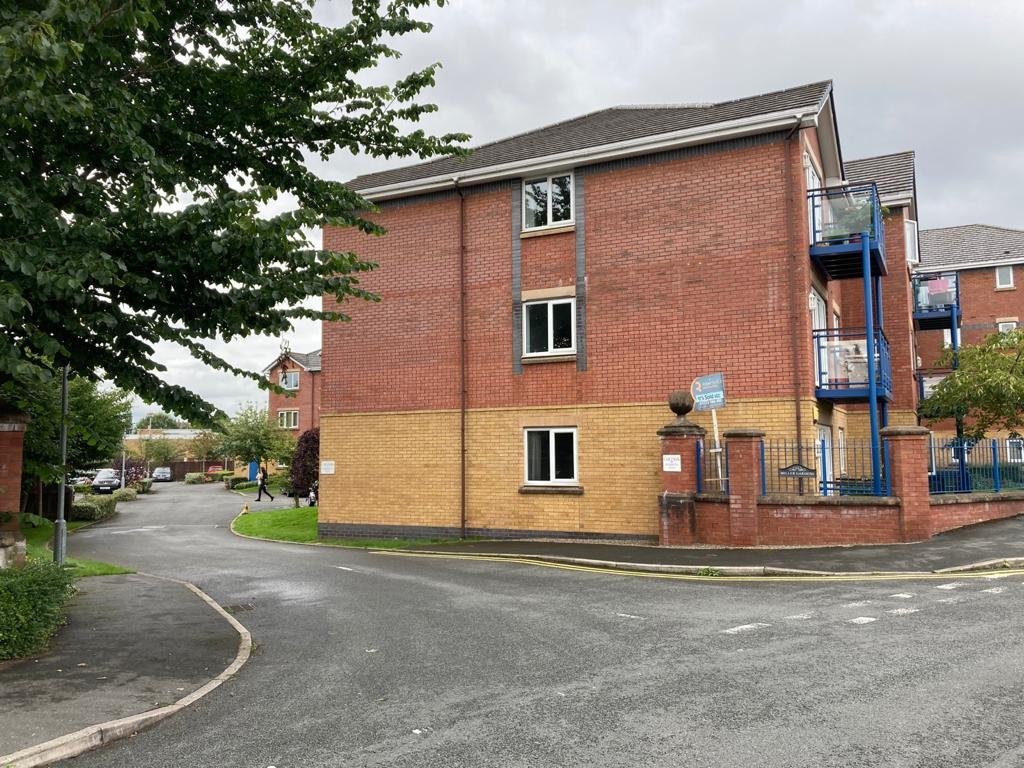 Miller Gardens, Riverside Easthams & Co