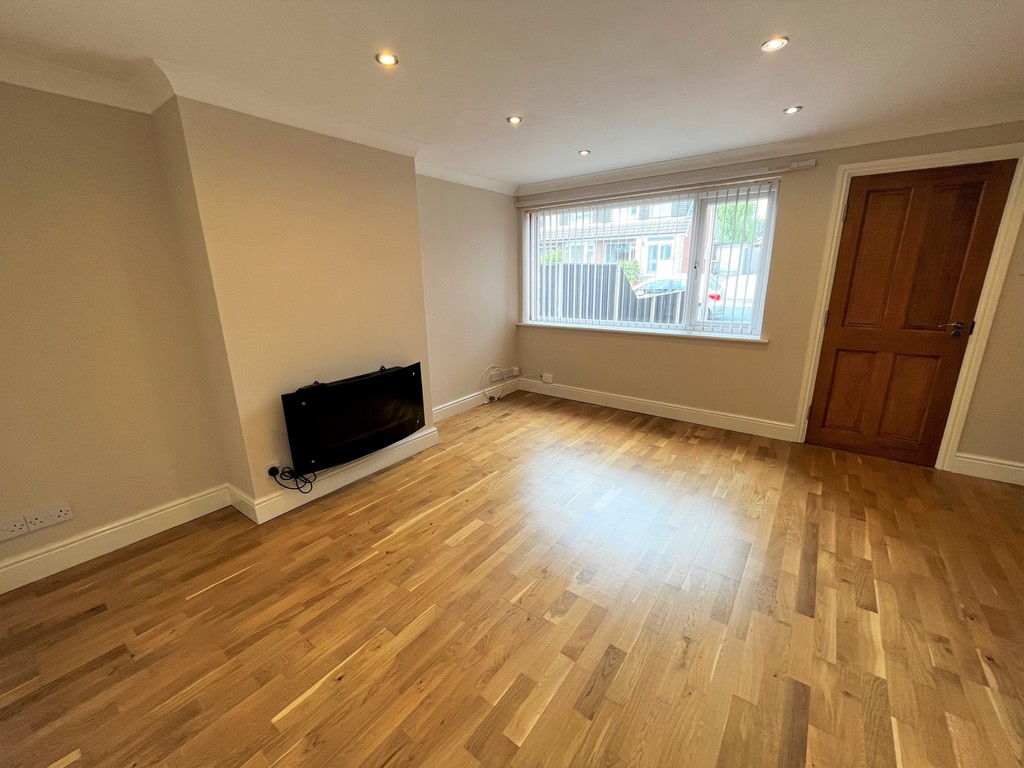 Compton Green, Fulwood Easthams & Co