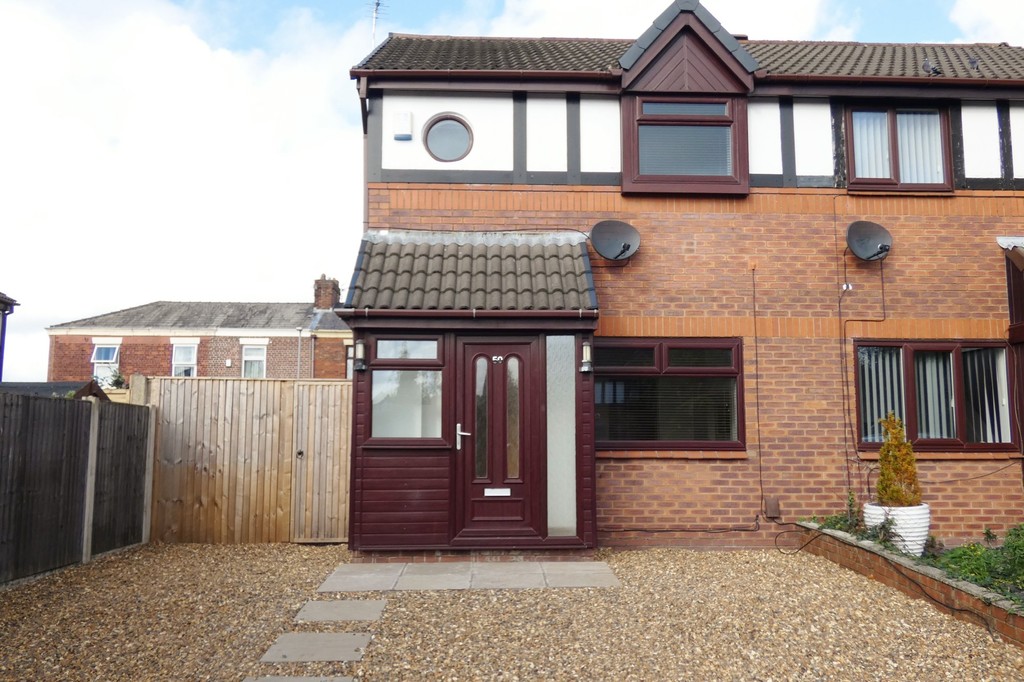 College Court, Preston Easthams & Co