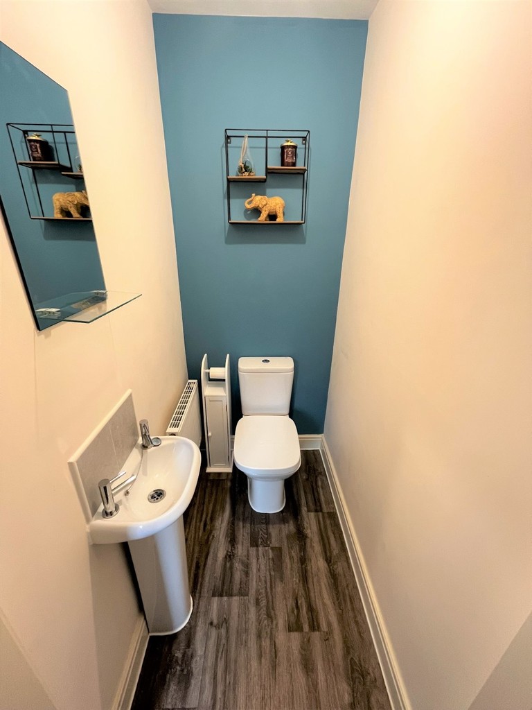 Goldfinch Drive, Clifton, Preston - Easthams & Co