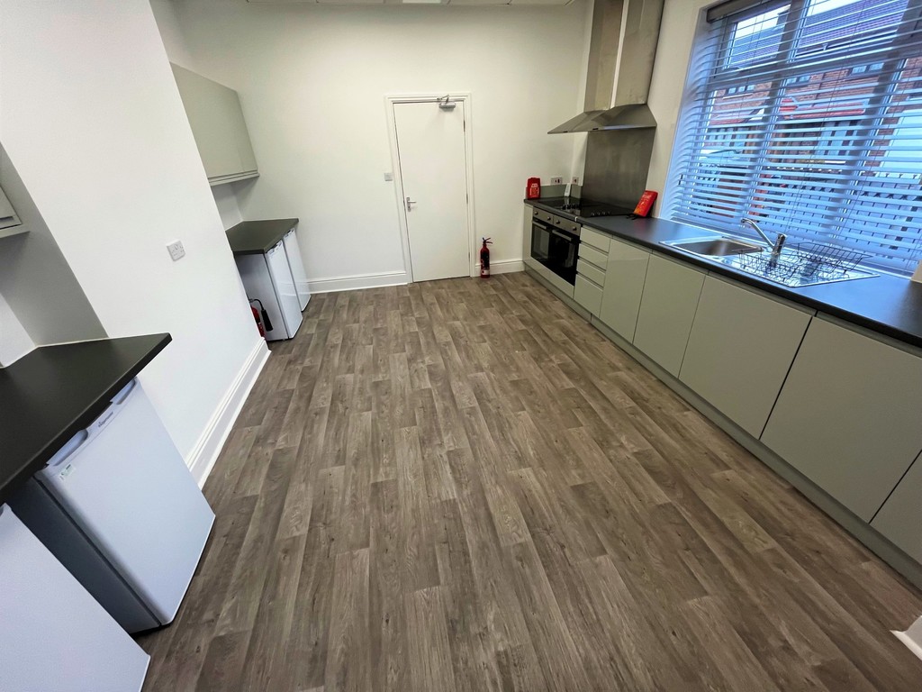 2 Holmfield Road, Fulwood Easthams & Co