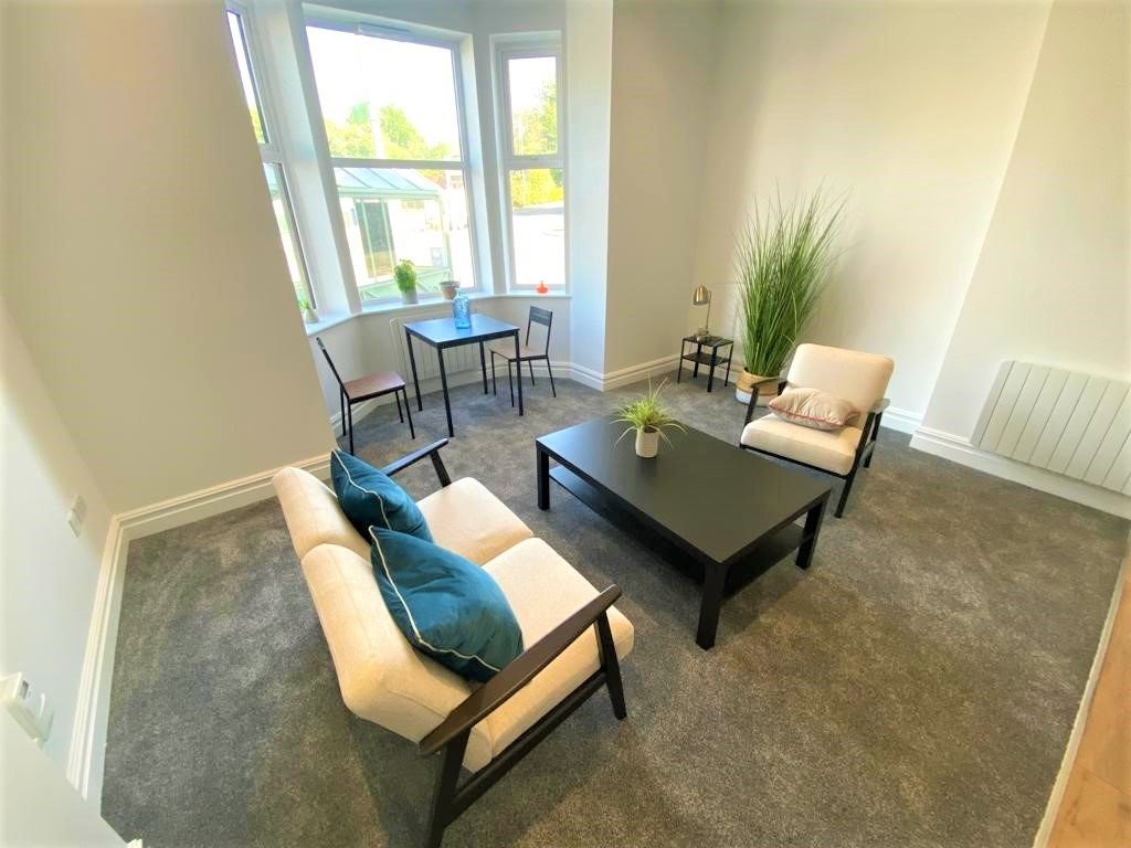 Golden Hill, Leyland Easthams & Co