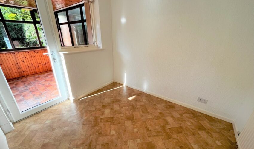 Brook Meadow, Higher Bartle Image 4