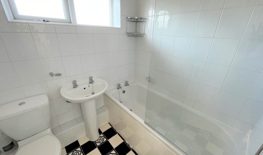 Brook Meadow, Higher Bartle Image 8