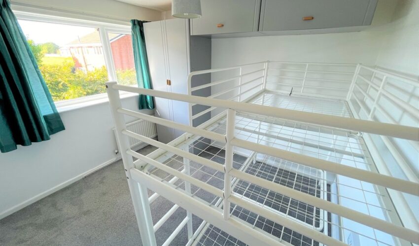 Brook Meadow, Higher Bartle Image 10