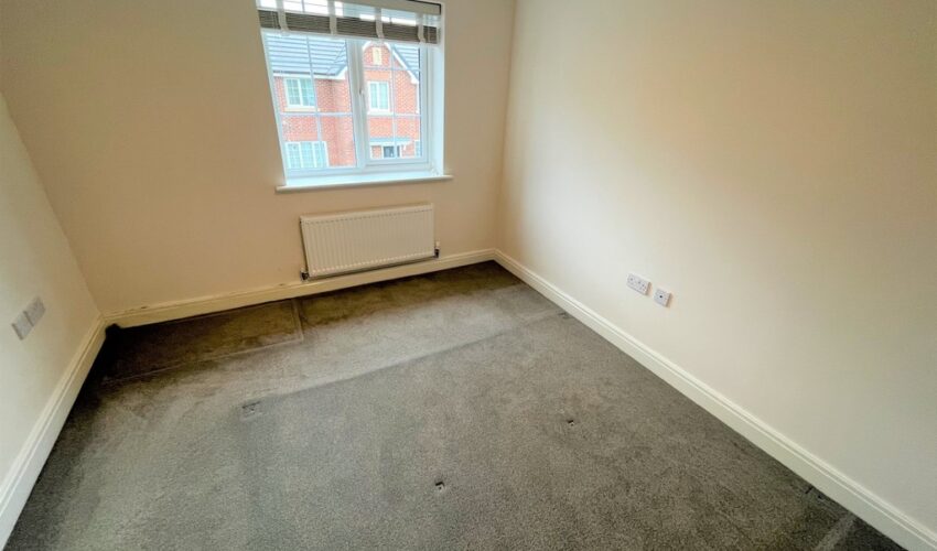 Goldfinch Drive, Clifton, Preston - Easthams & Co