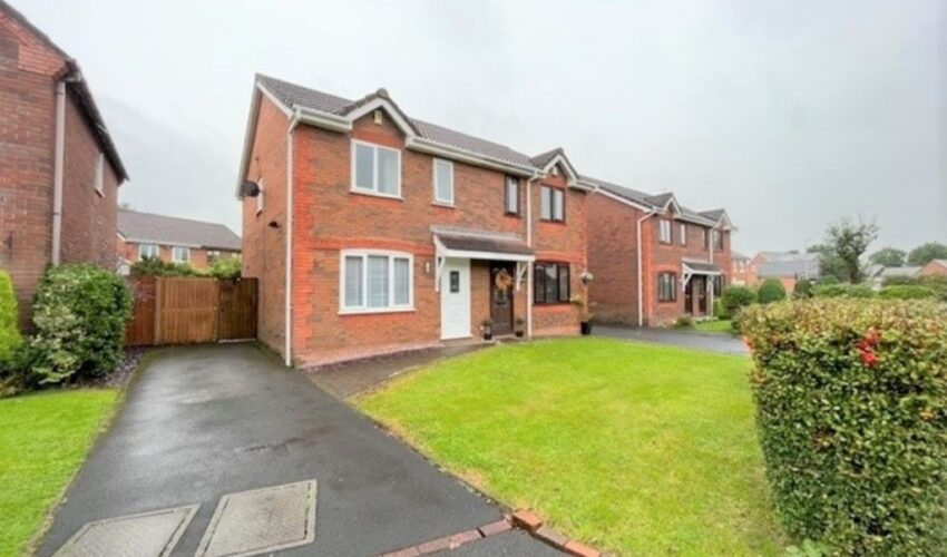 Leesands Close, Fulwood, Preston Easthams & Co