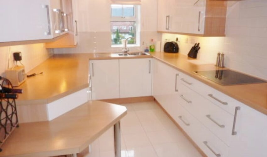 Halliwell Cresent, Hutton Easthams & Co