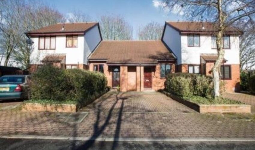 Golf View, Ingol, Preston Image 1