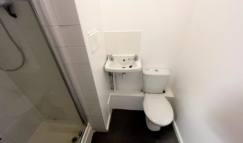 Chadderton Court, Percy Street Image 5