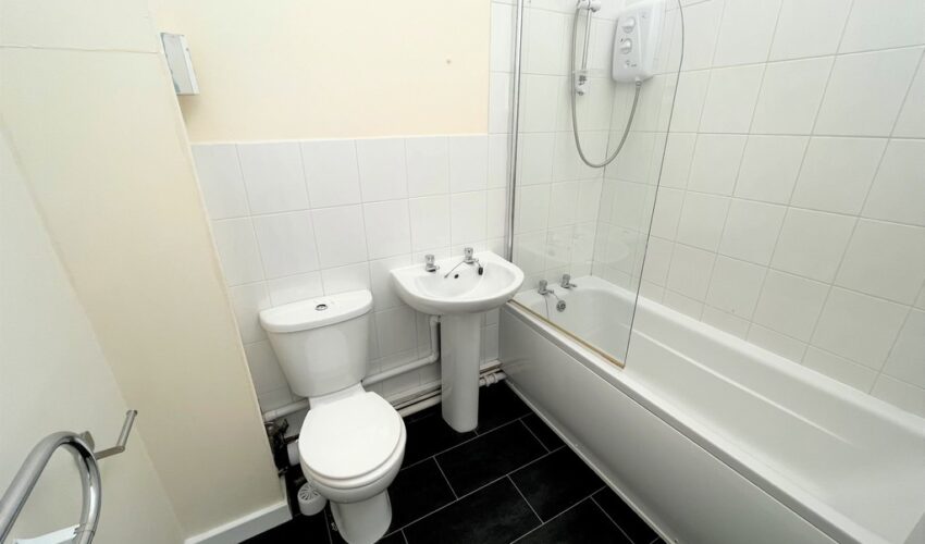 Conway Drive, Fulwood, Preston Image 4