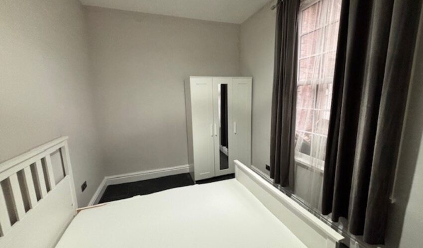 Flat 2 Bushell House, 1 Bushell Place Image 4