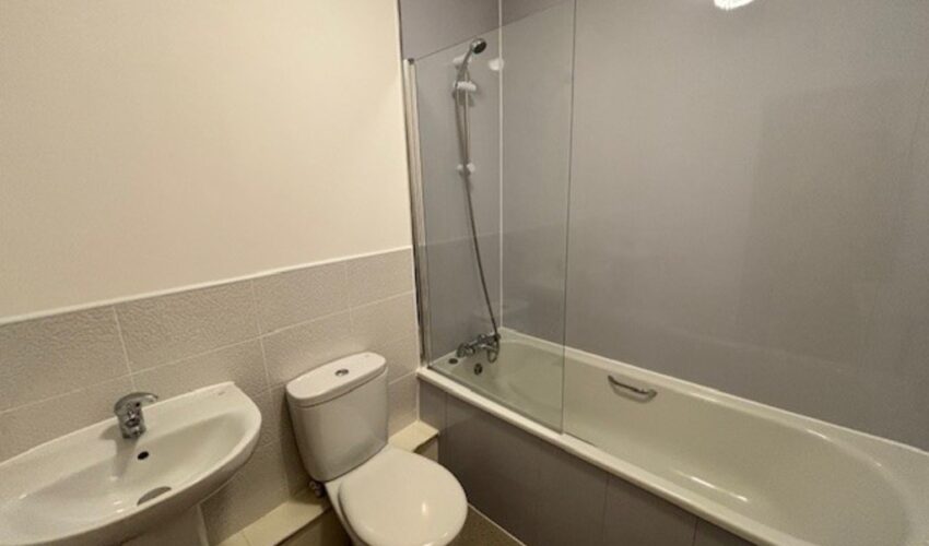 Ashton Bank Way, Ashton-on-ribble, Preston Image 5