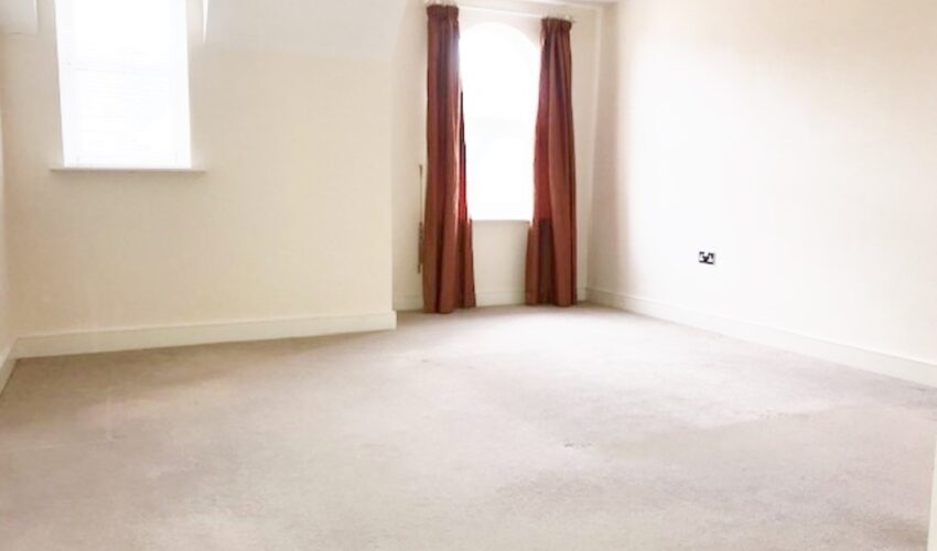 The Poplars, Lytham Image 4