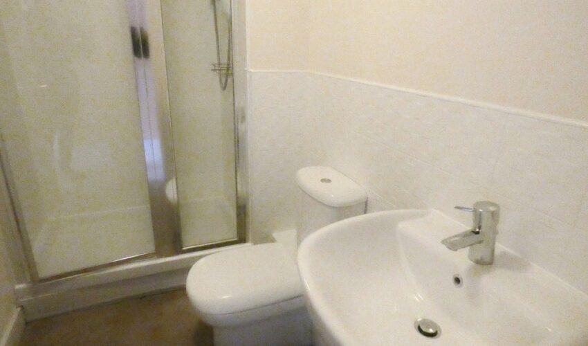 The Poplars, Lytham Image 6