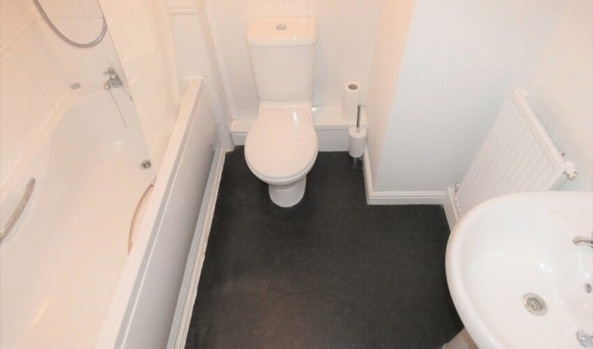 Great Park Drive, Leyland, Preston Image 5