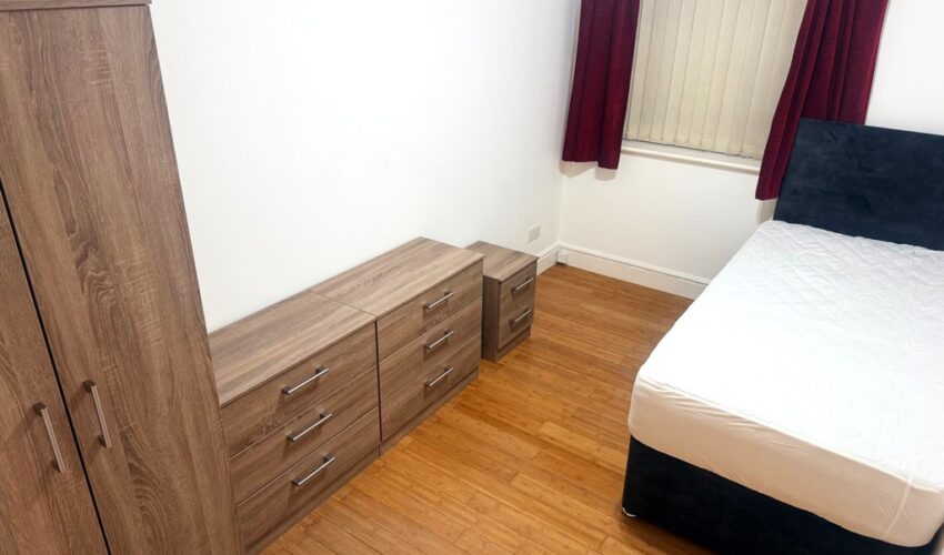 Lord Nelson Wharf, Britannia Drive Image 7