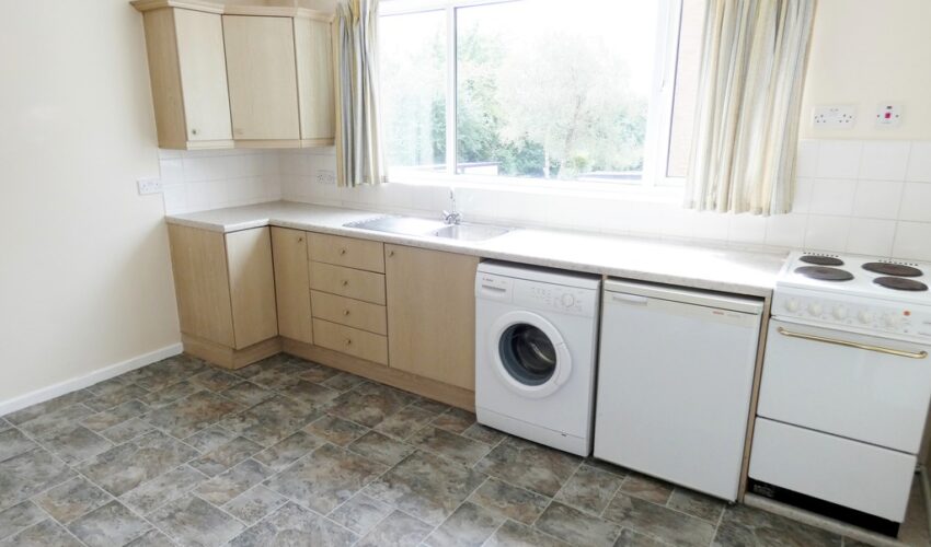 Garstang Road, Fulwood Image 4