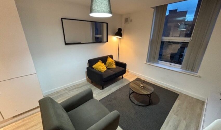 Cross Street, Preston Image 5