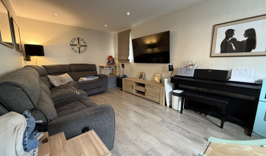 Hornbeam Close, Wesham Image 2