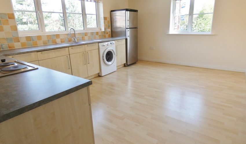 Mountbatten Close, Ashton-on-ribble, Preston Image 4