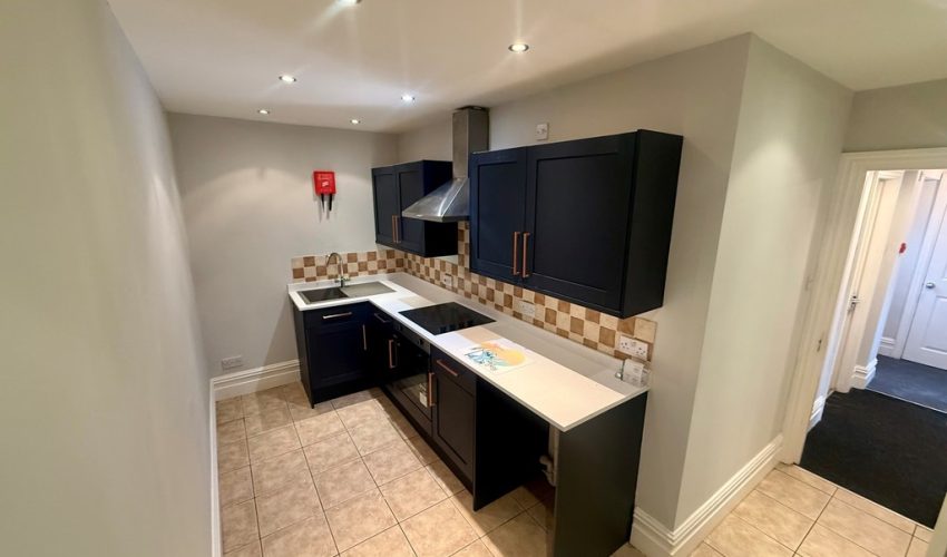 Victoria Parade, Ashton-on-ribble, Preston Image 2