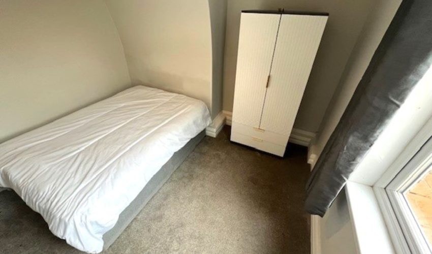 Victoria Parade, Ashton-on-ribble, Preston Image 4