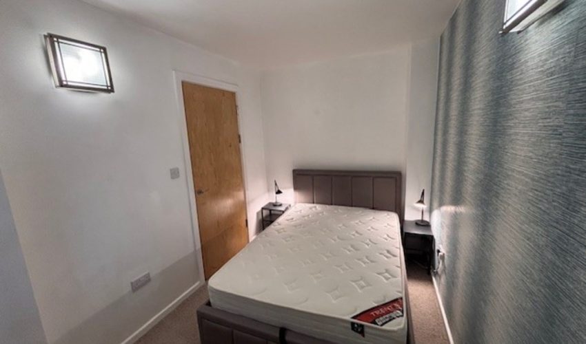 New Hall Lane, Preston Image 4