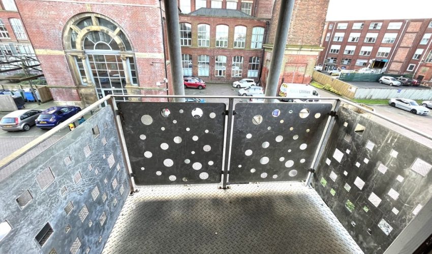 New Hall Lane, Preston Image 3