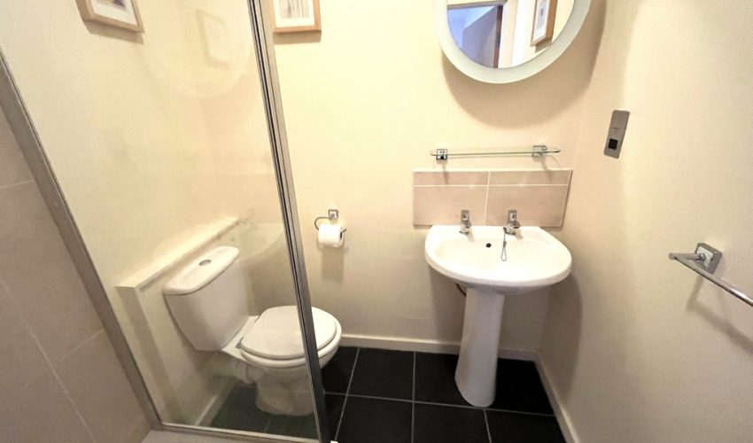 New Hall Lane, Preston Image 6