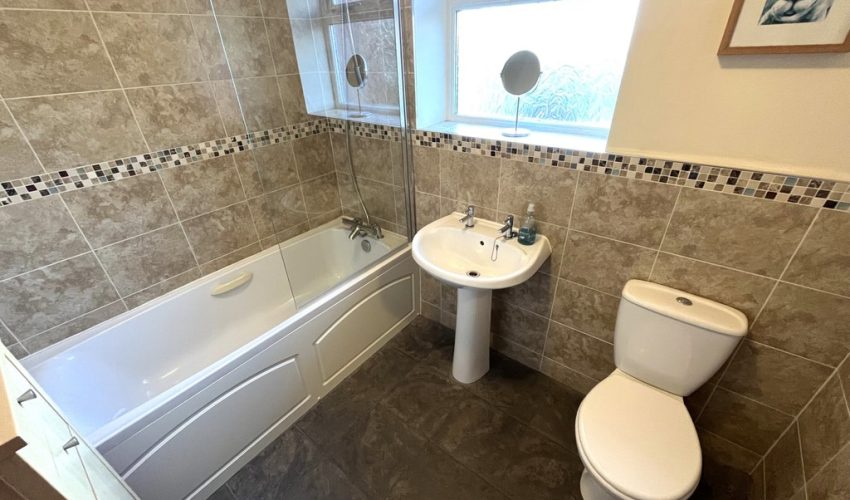 New Hall Lane, Preston Image 7