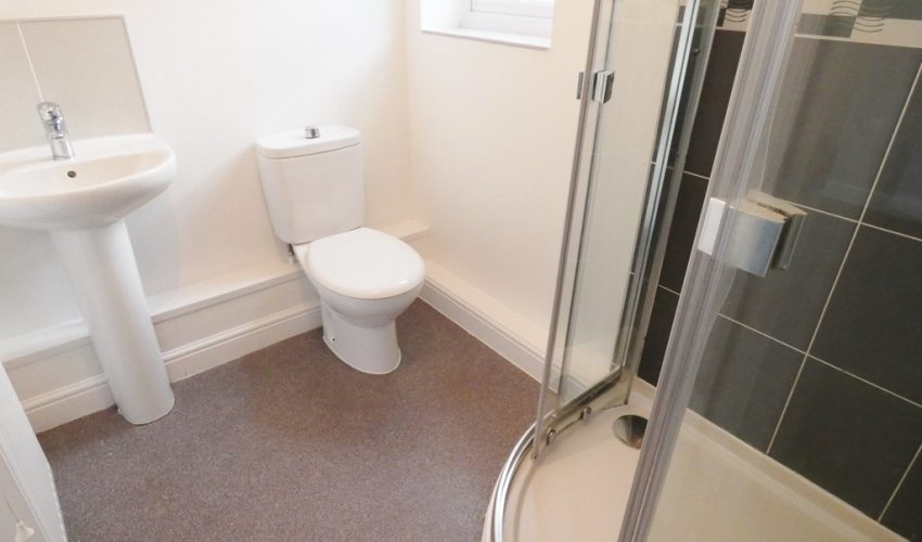 Maple Leaf Close, Ingol, Preston Image 12