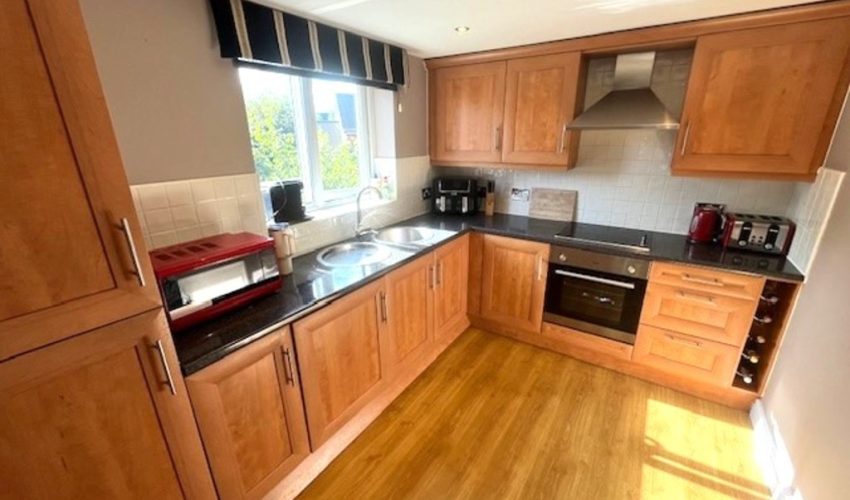 Greenside, Cottam, Preston Image 4
