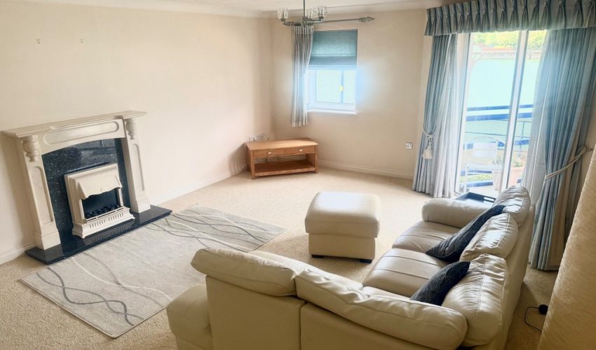 Mountbatten Close, Docklands Image 5