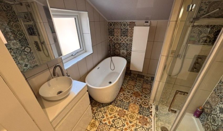  Image 5