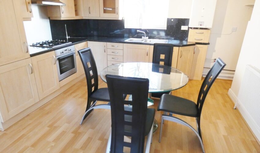 Mckenna Mews, Penwortham, Preston Image 2