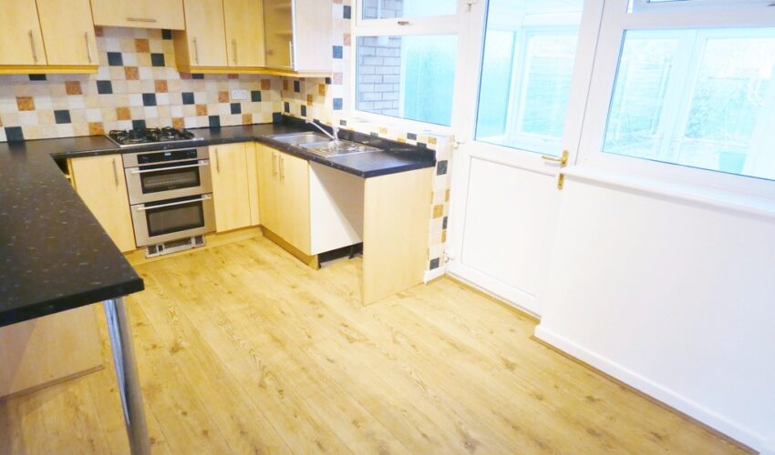 Broadwood Drive, Fulwood Easthams & Co